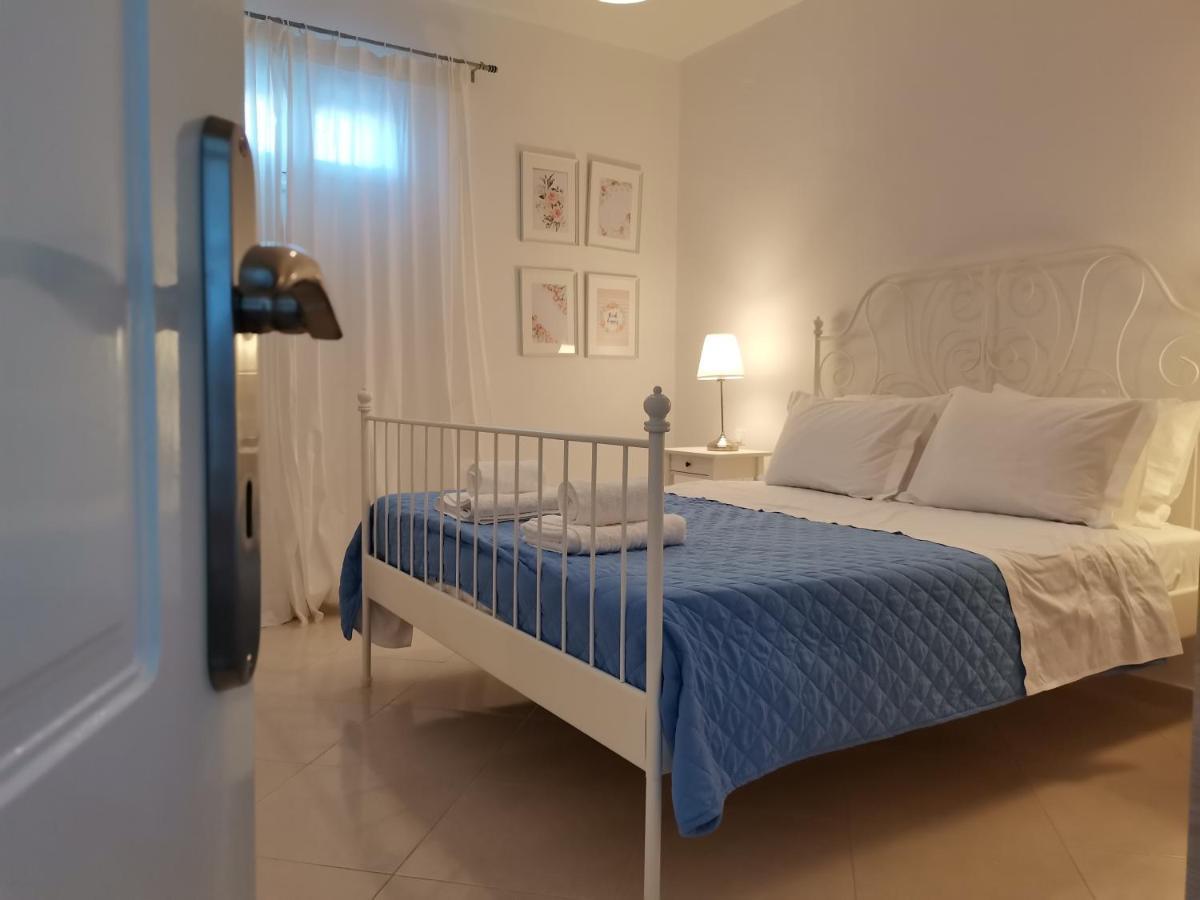Almyra Seaside Villa Pérdika Kültér fotó